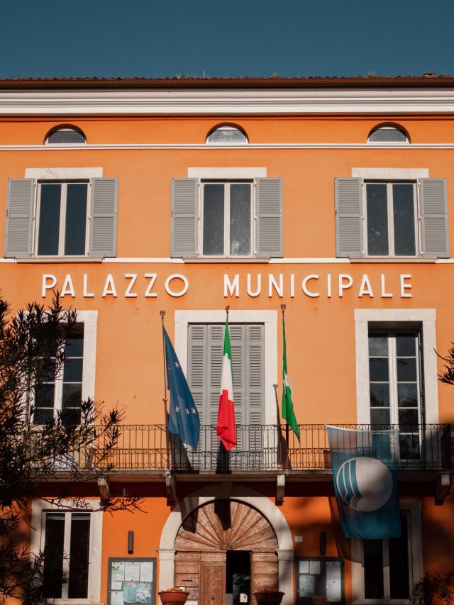 edoardo-botez-fXcKmxnDaf4-unsplash