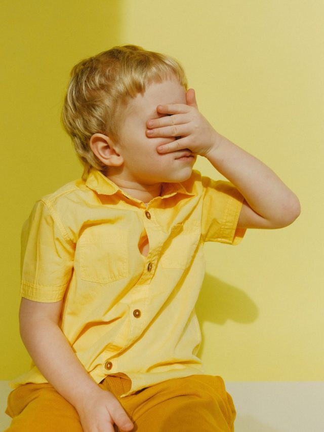 pexels-anna-shvets-3771679