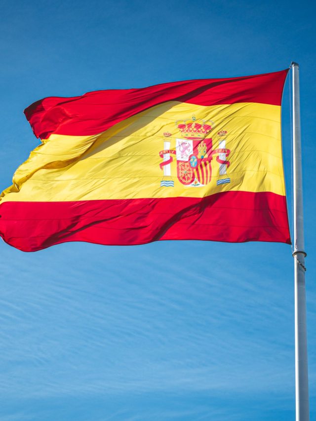 pexels-jo-kassis-6460024