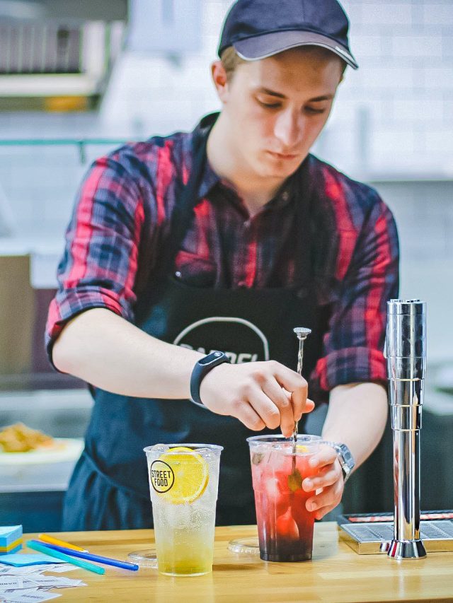 pexels-valeria-boltneva-580613